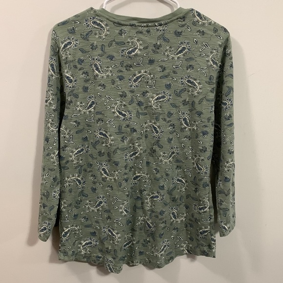 Chaps pullover 5 buttons, very good condition, Size *XL but check measurements - Picture 2 of 4